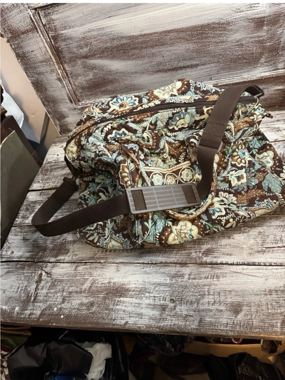 Vera Bradley Weekender Duffel Bag Retired Print Java Blue - Picture 3 of 6